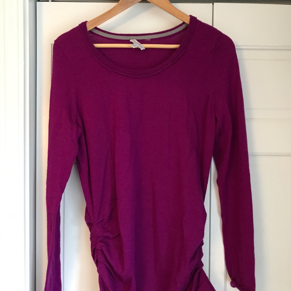 Pea in the Pod Magenta Sweater - fitted